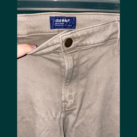 OLD NAVY mid rise rockstar jeans in cream size 16 regular see description - Picture 2 of 5
